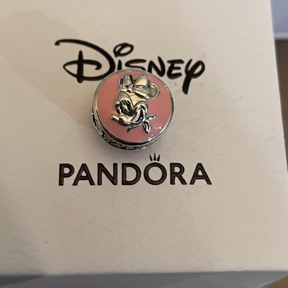 New authentic Vintage Minnie Mouse slide charm retired